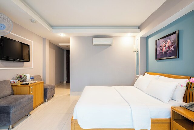 ラッキースターホテル146 ニュエントライ