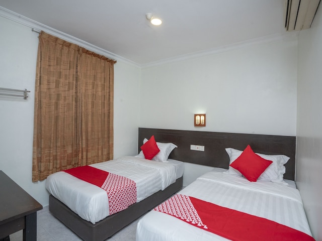 フーリー ホテル デサ テブラウ