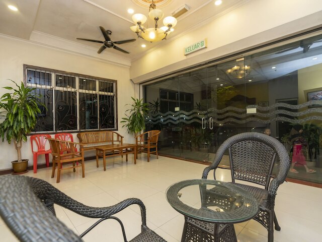 フーリー ホテル デサ テブラウ