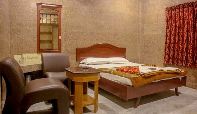 クリシュナ インターナショナル