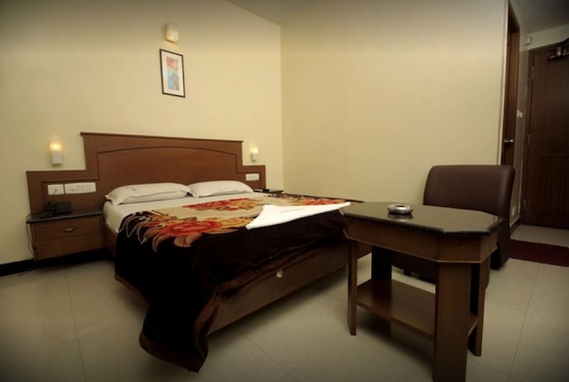 クリシュナ インターナショナル