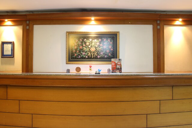 レッドドアーズ アット スラパティ