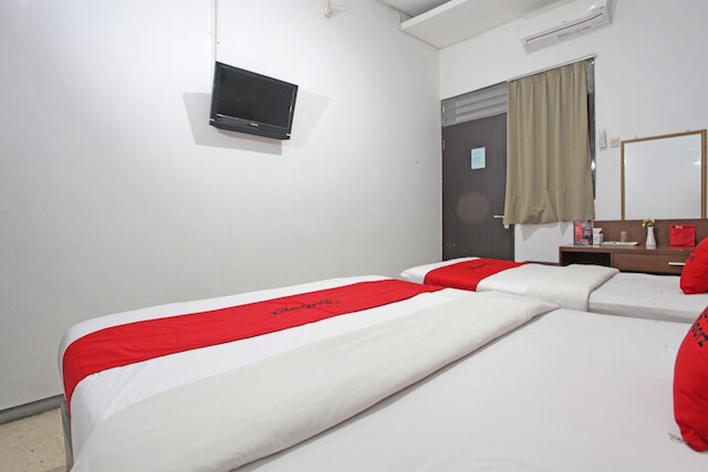 レッドドアーズ アット スカルノ ハッタ 2