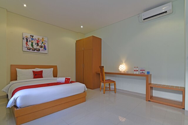 レッドドアーズ プラス アット マヘンドラダッタ デンパサール