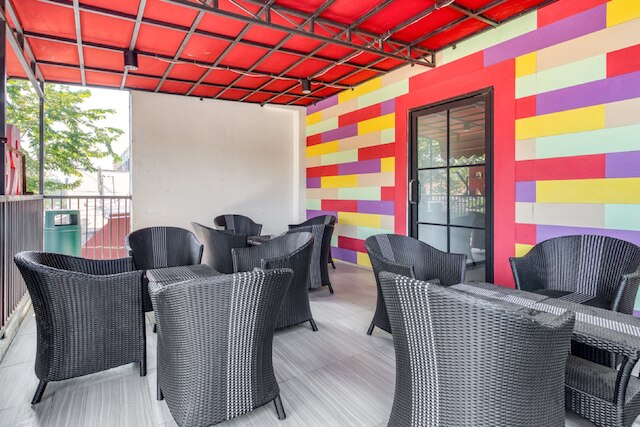 レッドドアーズ アット ルンクット