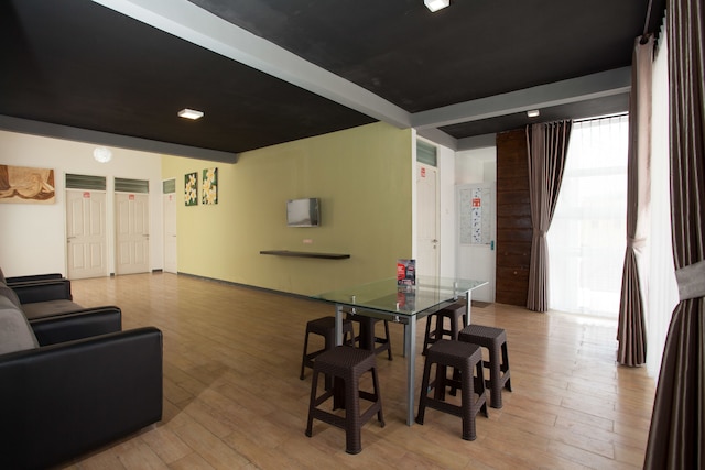 レッドドアーズ ニア ミュージアム アンクット バトゥ 2