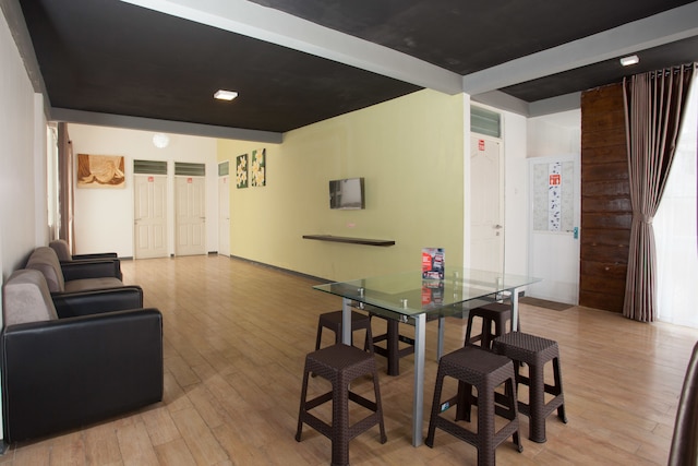 レッドドアーズ ニア ミュージアム アンクット バトゥ 2