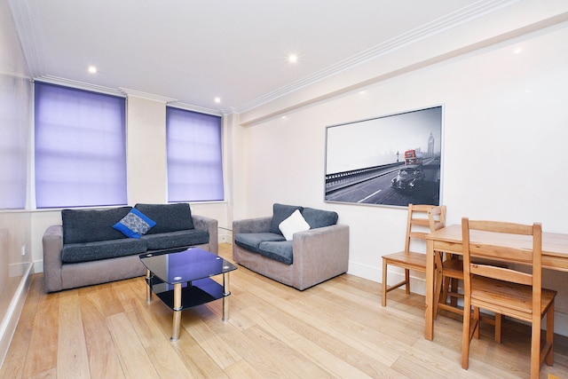 フォーセット コート アパートメンツ