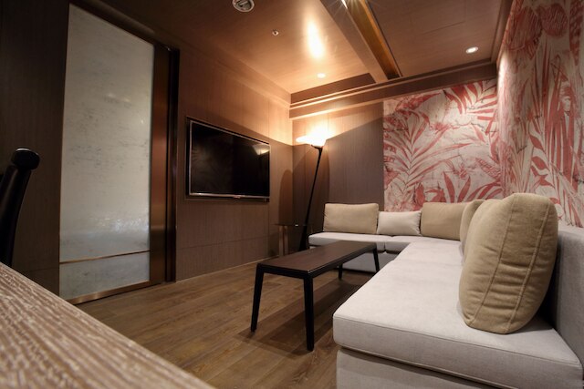 クラウド ホテル