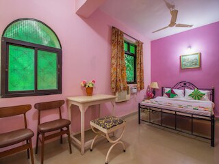 OYO 15934 ホーム トラディショナル 3BHK ベイングイニム