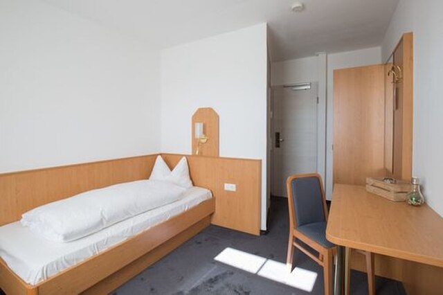 ホテル ストランホイバー