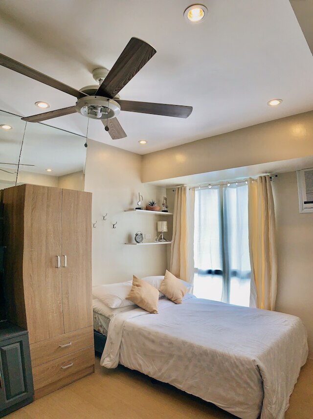 アビダ タワーズ バイ セブ バックパッカーズ レンタルズ