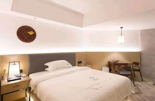 リーフー ゲストハウス カントン タワー ブランチ (丽芙民宿乐享旅途 - 利安花园广州塔店)