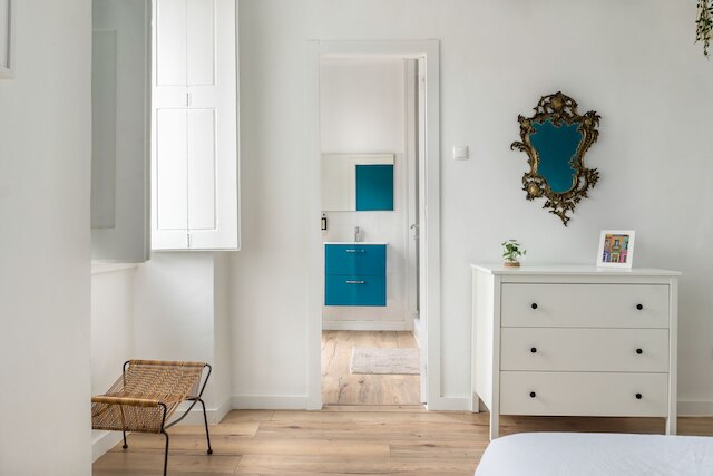 ザ カラー ホステル