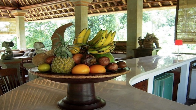 ザ ホワイト ヘロン