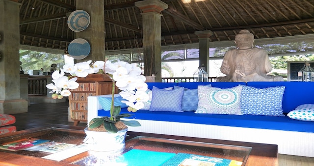 ザ ホワイト ヘロン