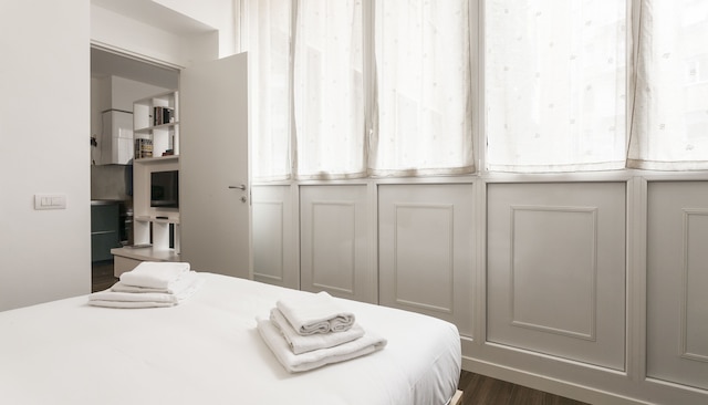 イタリアンウェイ - マジェンタ 32 ビロカーレ