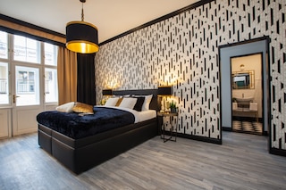 ゴールデン プラハ ルームズ