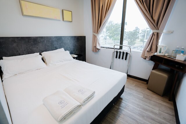 ワングス ホテル ガーニー ドライブ