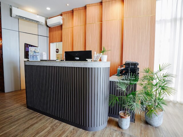 ワングス ホテル ガーニー ドライブ