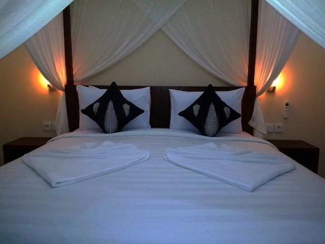 カルティカ バンガローズ