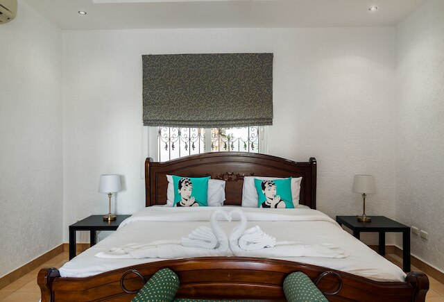 スタンニング ラグジュアリー ゴルフ アンド プール ヴィラス