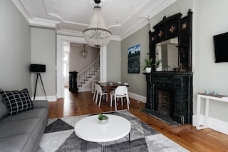 6 ベッドルーム タウンホーム ニア NYC