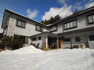 水芭蕉の宿ひがし