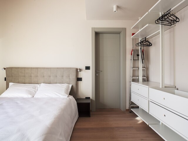 サントルソラ スイーツ アパートメンツ