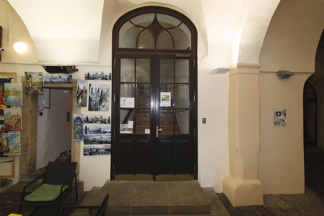 カルロバ 25 アパートメンツ