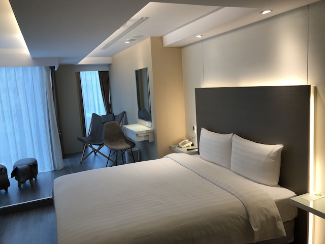 ゴールデン ガーデン ホテル