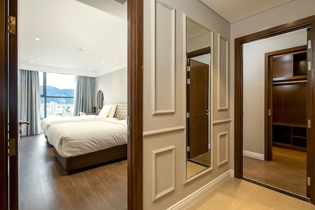 ジョニーズ ラグジュアリー アパートメンツ