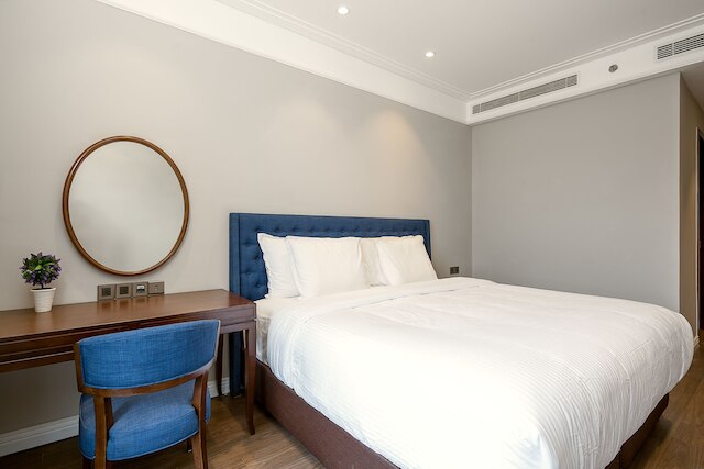 ジョニーズ ラグジュアリー アパートメンツ