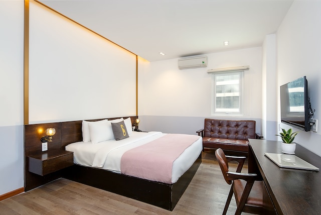 チル スイーツ ダナン ビーチ ホテル