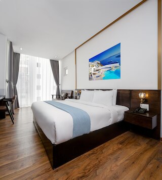 チル スイーツ ダナン ビーチ ホテル