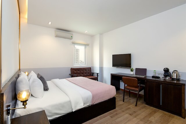 チル スイーツ ダナン ビーチ ホテル