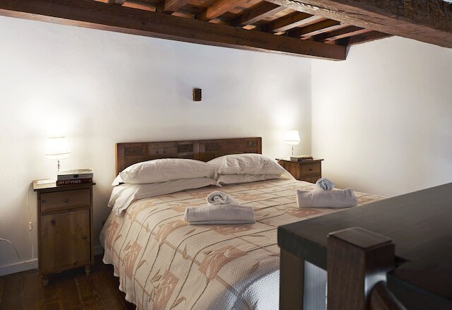 ア ヒュー ステップス トゥ ザ ドゥオモ マジェスティック 5 ベッドルーム アパートメント