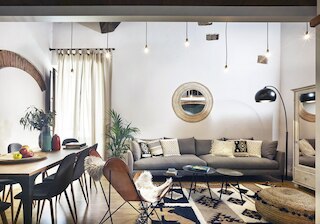 ア ヒュー ステップス トゥ ザ ドゥオモ アメージング 4 ベッドルーム アパートメント