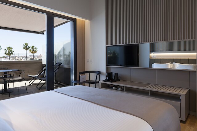 ホテル キビル アダルツ レコメンデッド, ヒストリック シティ センター