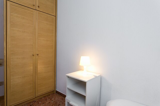 スペーシャス & クワイエット 4 ベッドルーム アパートメント