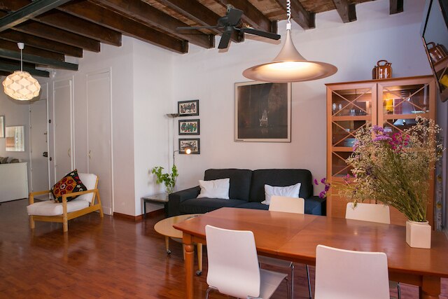 インクレジブル ロフト ウィズ プライベート テラス