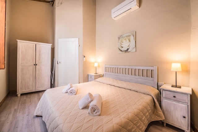 ア ヒュー ステップス トゥ ザ ドゥオモ エンチャンティング 2 ベッドルーム アパートメント