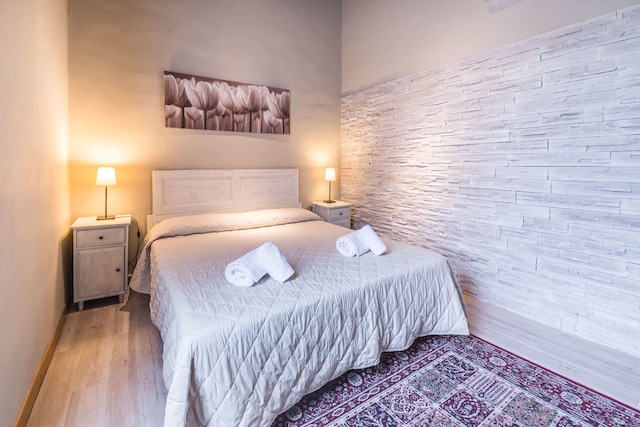 ア ヒュー ステップス トゥ ザ ドゥオモ エンチャンティング 2 ベッドルーム アパートメント