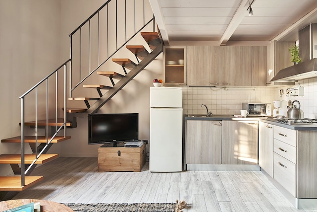 ア ヒュー ステップス トゥ ザ ドゥオモ アドーアブル 1 ベッドルーム アパートメント