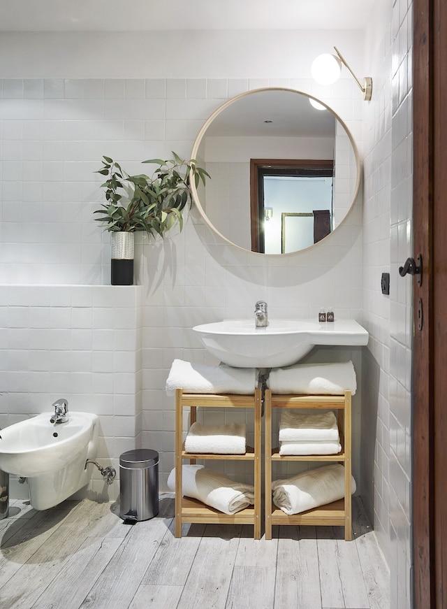 ア ヒュー ステップス トゥ ザ ドゥオモ アドーアブル 1 ベッドルーム アパートメント