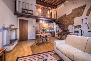 ア ヒュー ステップス トゥ ザ ドゥオモ パーフェクト 1 ベッドルーム アパートメント