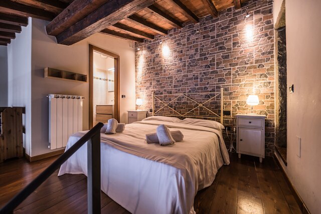 ア ヒュー ステップス トゥ ザ ドゥオモ パーフェクト 1 ベッドルーム アパートメント