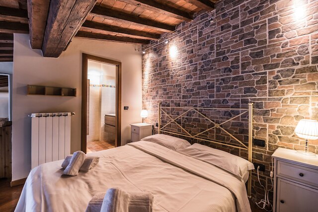 ア ヒュー ステップス トゥ ザ ドゥオモ パーフェクト 1 ベッドルーム アパートメント