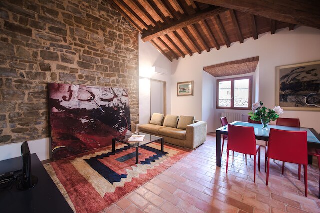 セントラル ロケーション イン フィレンツェ インバイティング 3 ベッドルーム アパートメント