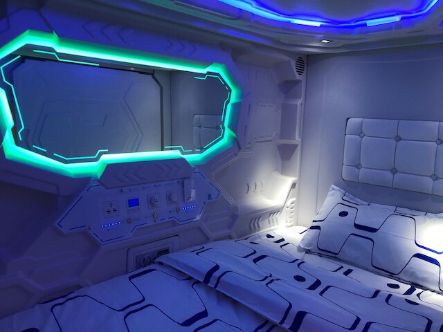 ドルミトス - ホステル 大人限定